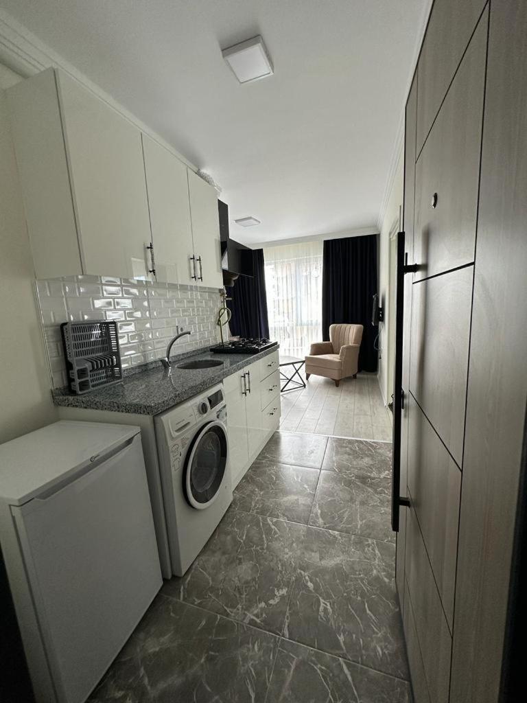 Trabzon Life Aparthotel Bagian luar foto